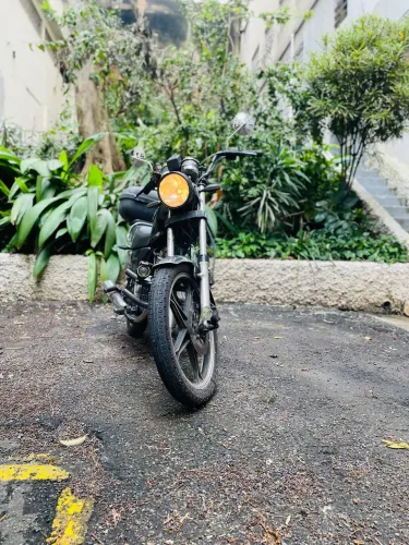 Intruder 125 custom