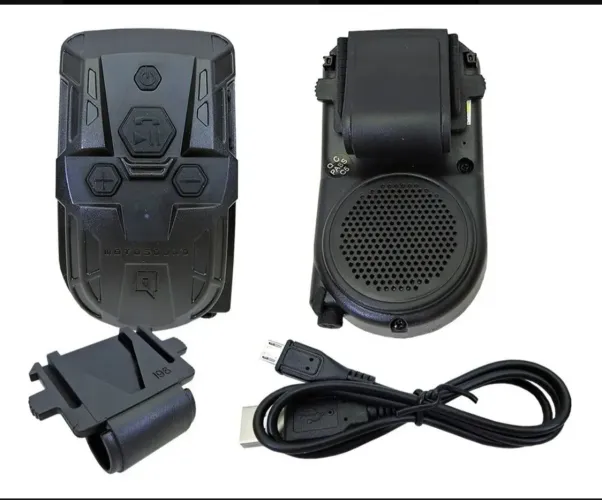 Intercomunicador Motosound by Bomber, um dispositivo multimídia Bluetooth capacete