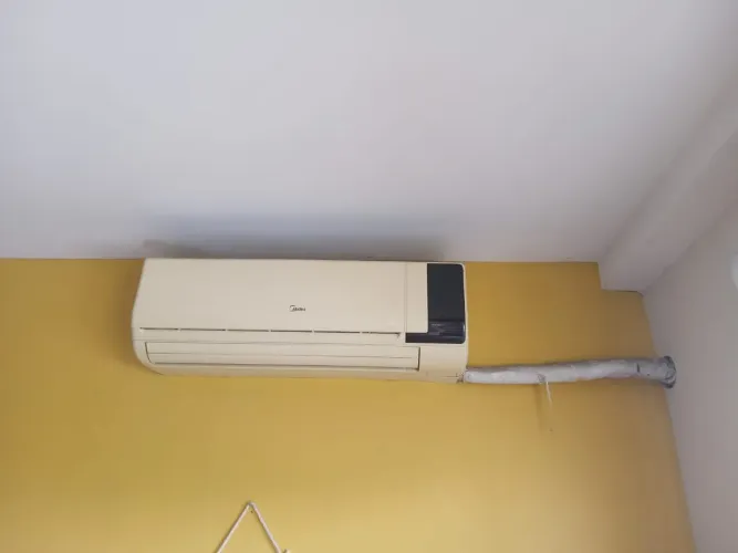  Ar Condicionado Midea Split 12000 BTUs Frio 220V - Completo
