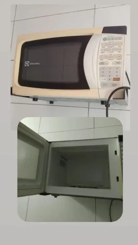 Vendo microondas para retirada de peças