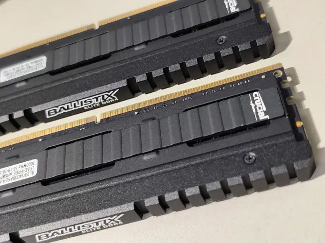 Memória DDR4 2x8gb 16gb 3000mhz Crucial Ballistix