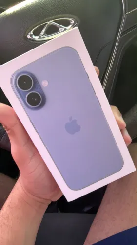 iPhone 17