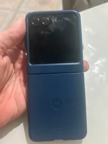 V/T Moto Razr 60 na garantia