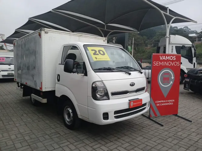 Kia Bongo K-2500 4x2 2019/2020 Vamos Seminovos Jacu Pêssego