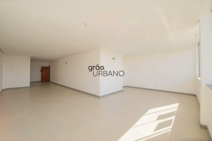 Sala com 70m² na Av. Boqueirão para locação