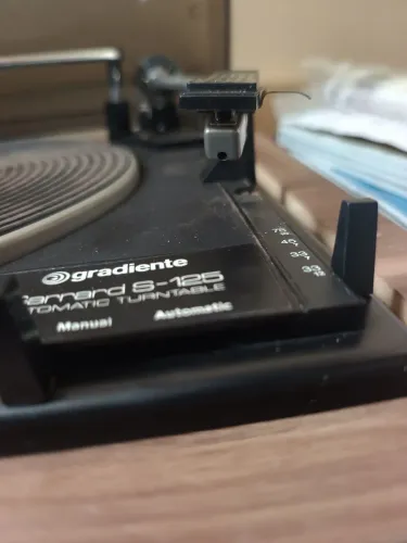 Toca disco Gradiente Garrard S-125