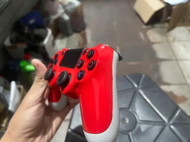 CONTROLE DE PS4 VERMELHO