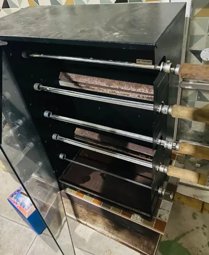 Churrascaria rotativa a gás 