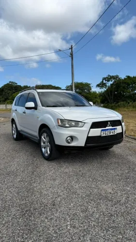 Mitsubishi Outlander 2.0 16V 160cv Aut. 2013