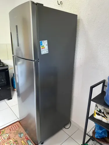 GELADEIRA INOX ESTADO DE NOVA 