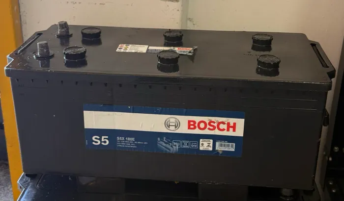 Bateria 180Ah Bosch 2025