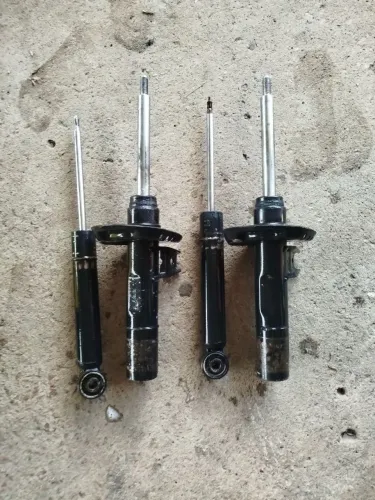 Suspensão Fixa Jetta 2.5 ou TSI