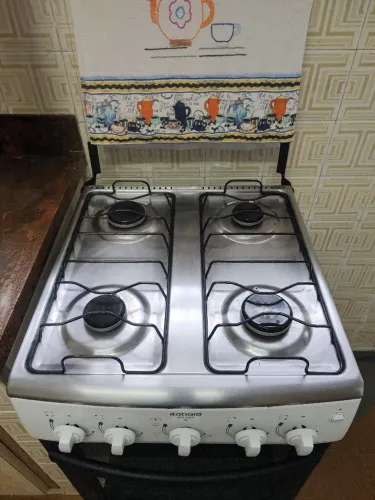 FOGÃO ITATIAIA 4 QUATRO BOCAS 400 REAIS