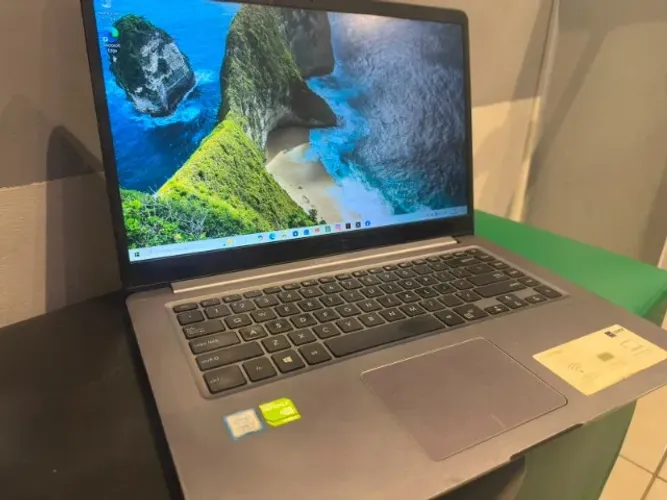 asus vivobook i7 480ssd 8gb brilhando