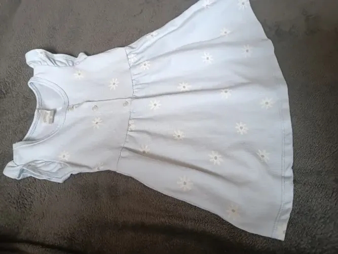  Combo Roupas femininas infantil do G ao 2 anos 