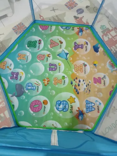 Cercadinho para bebê.