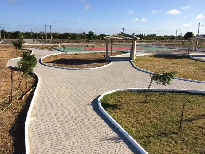 Vendo  terreno no loteamento Vila Cascavel - Ce estrada da praia de Barra Nova,