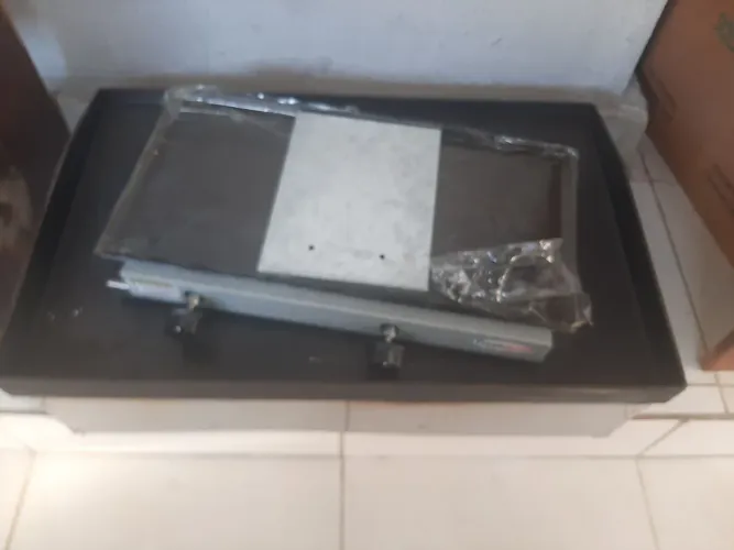 Vendo 2 Chapa para hamburgueria(valor não negociável)
