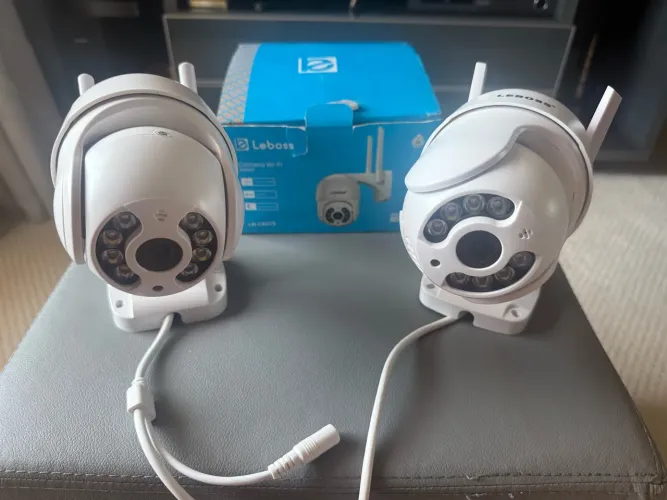 VENDO CÂMERA DE SEGURANÇA WI-FI LEBOSS