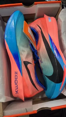 Tênis Nike Zoomx streakfly 2