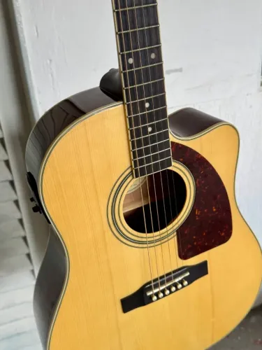 Violão elétrico Epiphone com Cordas de Aço