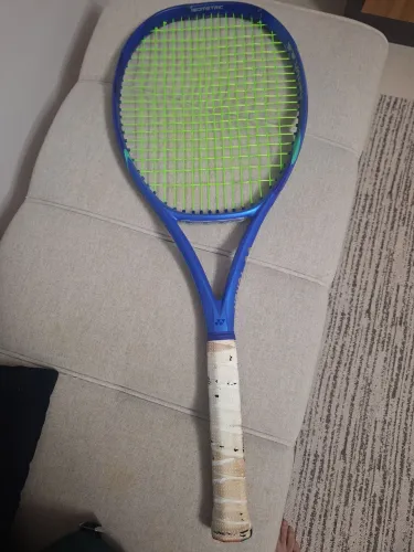Raquete de Tenis Yonex Ezone 2026 L2 QUEBRADA