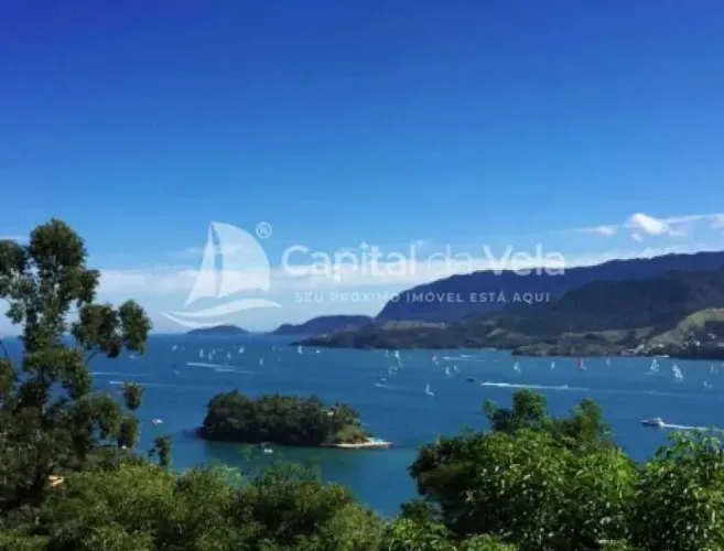 CASA COM VISTA PARA ILHA DAS CABRAS
