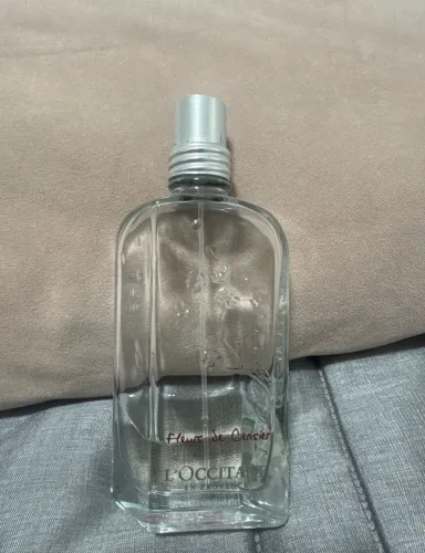 Perfume Loccitane en provence Flor de Cerejeira
