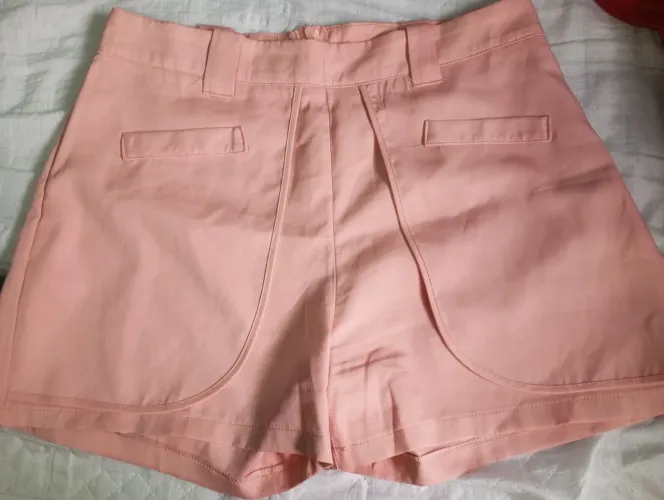 Kit com 4 peças femininas - Roupas seminovas