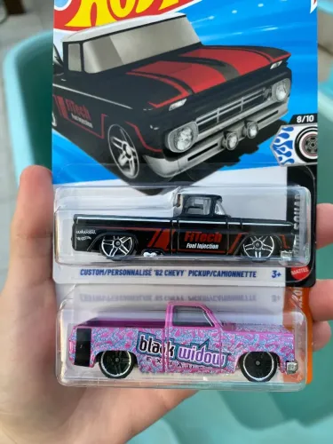 Hotwheels 2 chevy