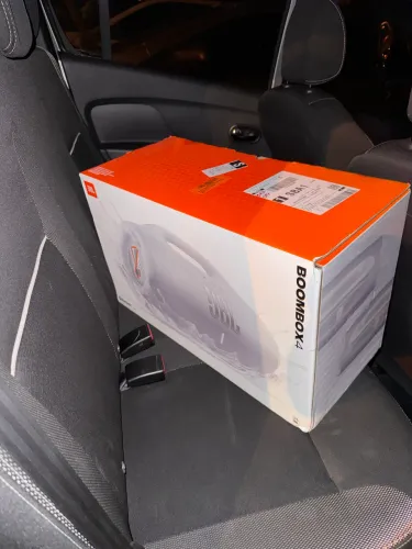 JBL BOOMBOX 4 BRANCA, LACRADA SEM USO.