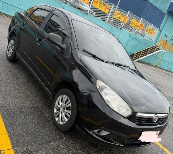 Fiat Grand Siena Attrac. 1.4 EVO F.flex 8V 2013