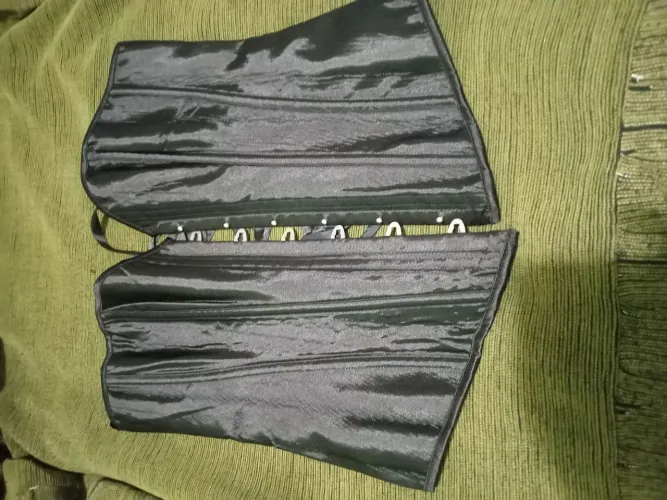 Corpete modelador preto sensual Ajustável