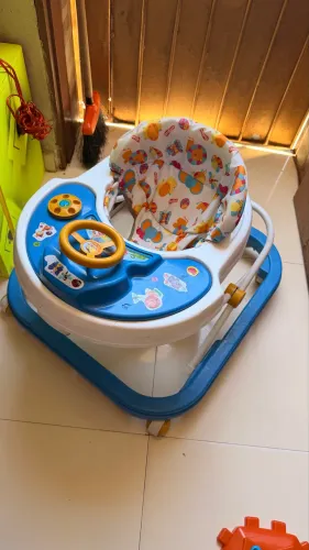 Vendo andajar de bebê 