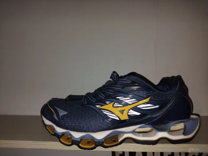 Tênis mizuno 11s tm 44 usado