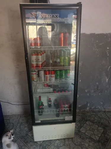 Coisa de bar vendendo tudo no pacote