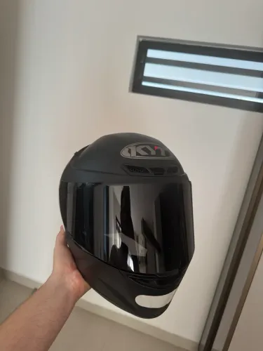 Capacete KYT tt course tamanho L