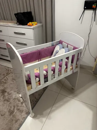 Mini berço com colchão novo