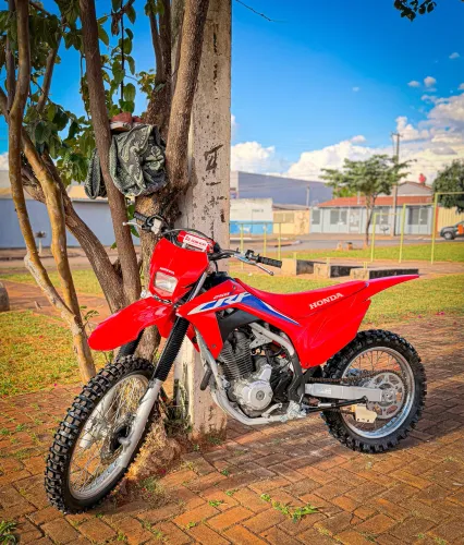 CRF 250F-2024 - MOTOSHOW / PEGO CRF 230 NA TROCA