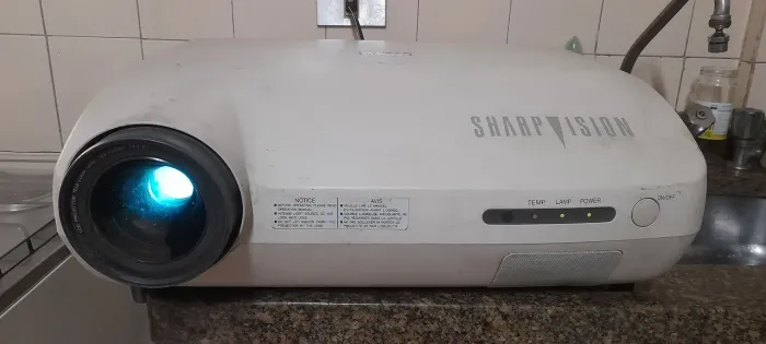 Projetor Sharp Liquid Cristal  H37VUA