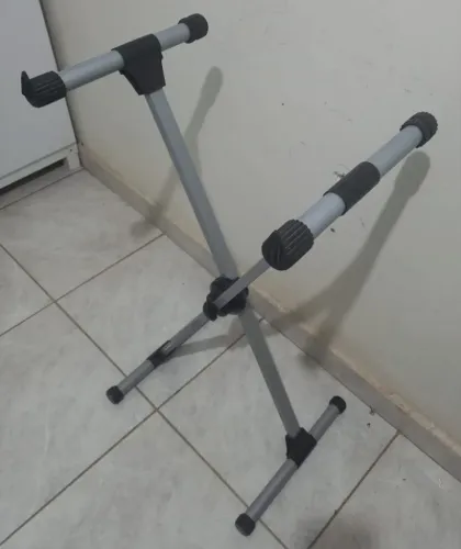 Suporte de Teclado