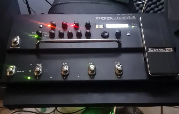 Pedaleira pod hd 300