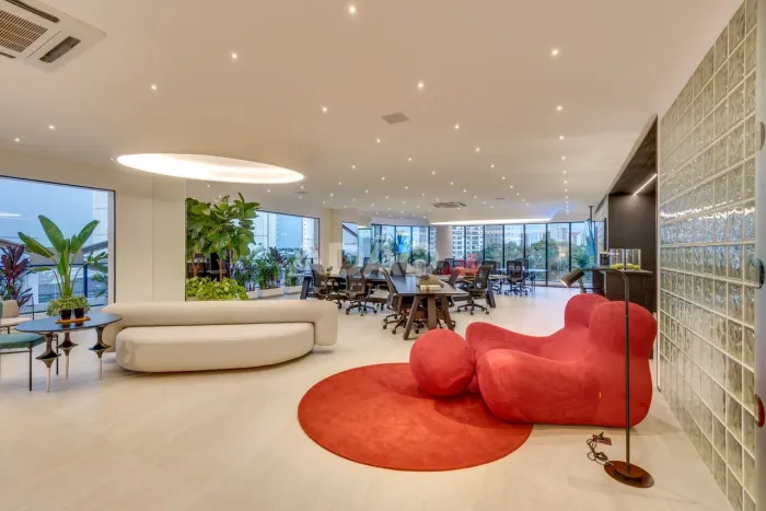CORPORATE CENTER CIDADE OPUS