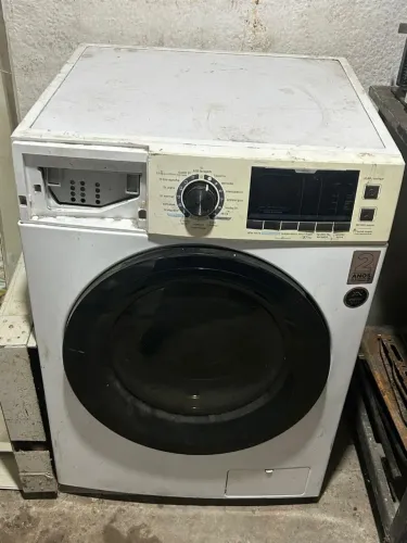 Lava e seca Midea inverter