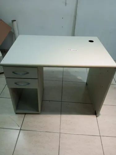Mesa de Escritório Reforçada