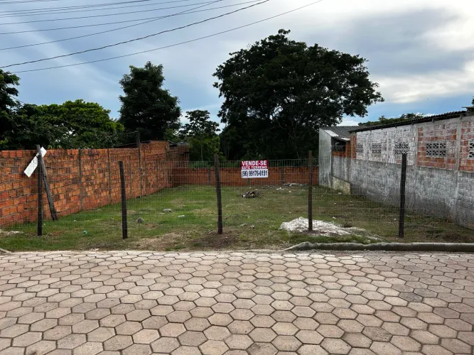 Terreno à venda 