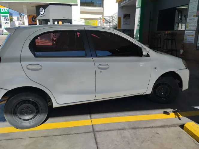 Toyota Etios XS 1.5 Flex 16V 5P Mec. 2015