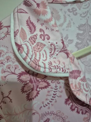 Robe rosa estampado 