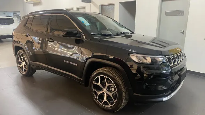 Jeep Compass Long. T270 1.3 TB 4X2 Flex AUT 2026