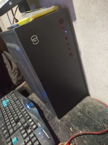 Vendo CPU core i3 de 7° geração ou troco em jbl extreme 3( Leia a descrição)